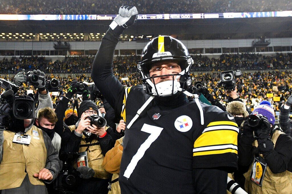 Burned Steelers bar rebuilt thanks to the team and fans