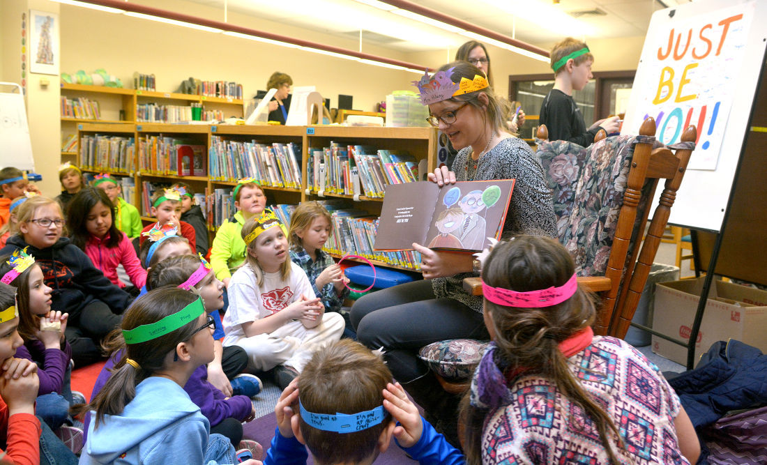 Pardeeville High graduate, children's author tells students to find own