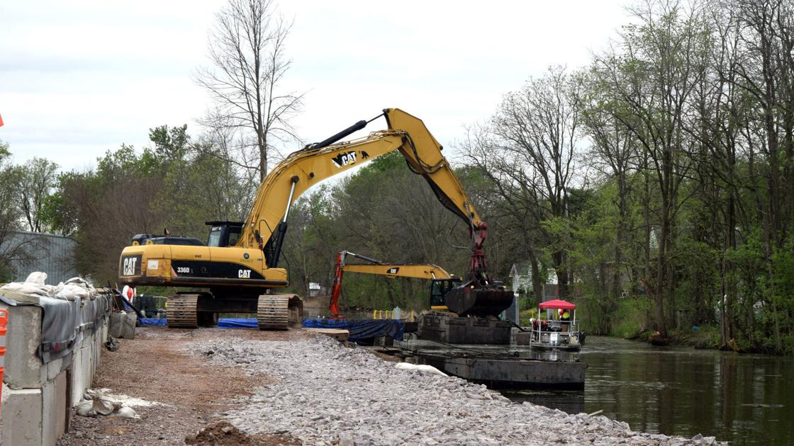 What happens to 100 years of sediment from the Portage Canal? - Portage Daily Register