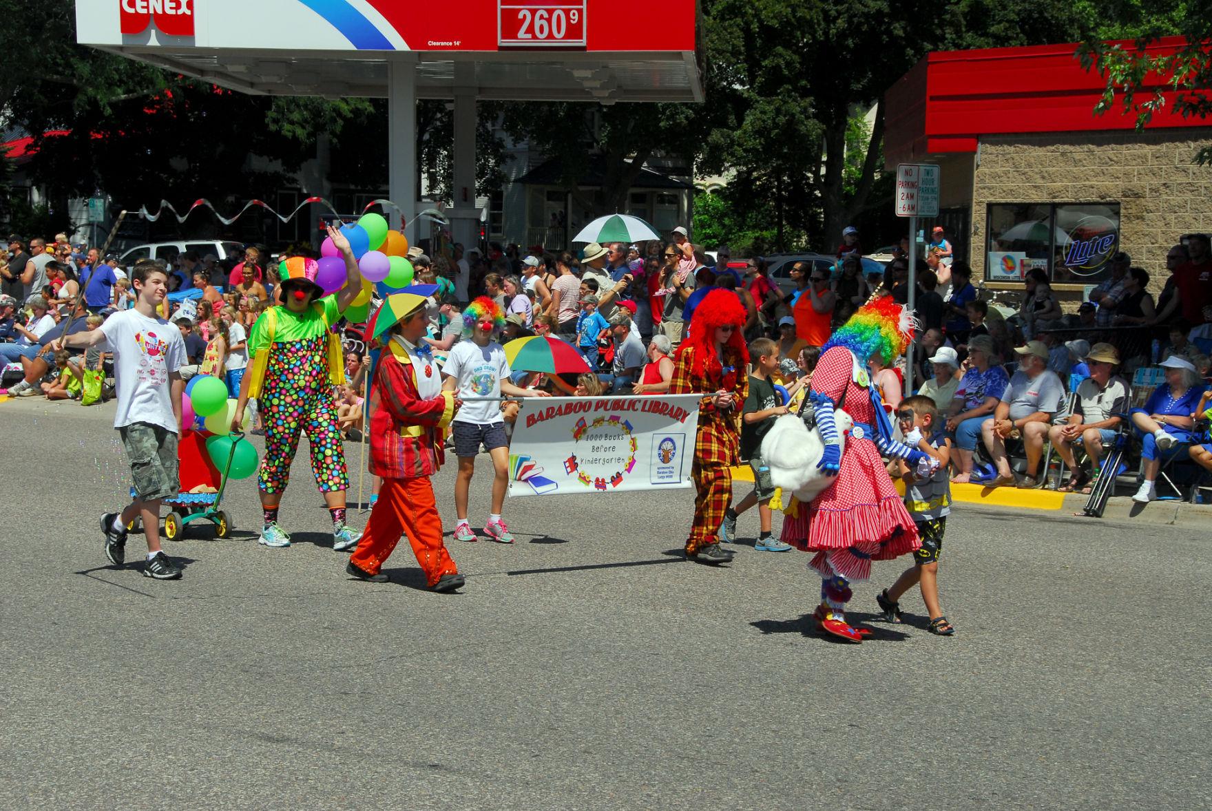 2015 Baraboo Big Top Parade Uploaded Photos