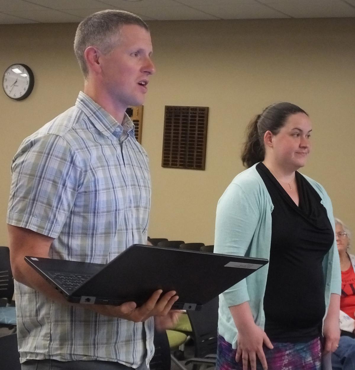 Sauk Prairie School District new employee, thanks another for