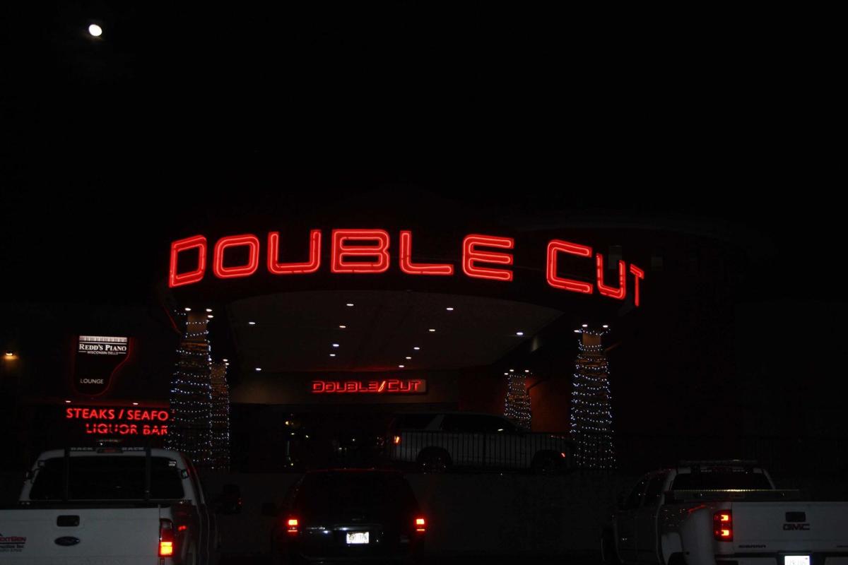 Redd's Piano Bar at Kalahari Resorts and Conventions had its Grand Opening celebration on Dec. 22, 2021. Double Cut Steakhouse also celebrated its reopening.
