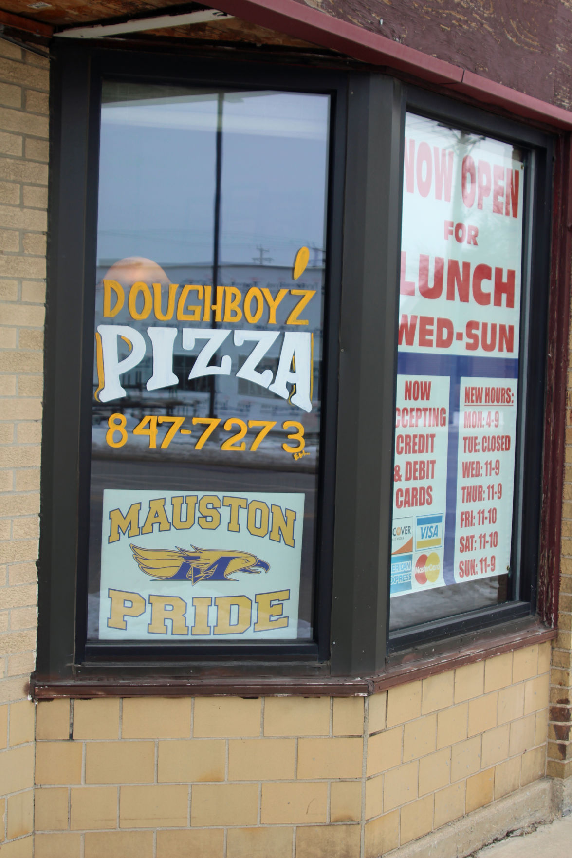 Nelson and Fasolino take over Dough Boyz Pizza Regional news