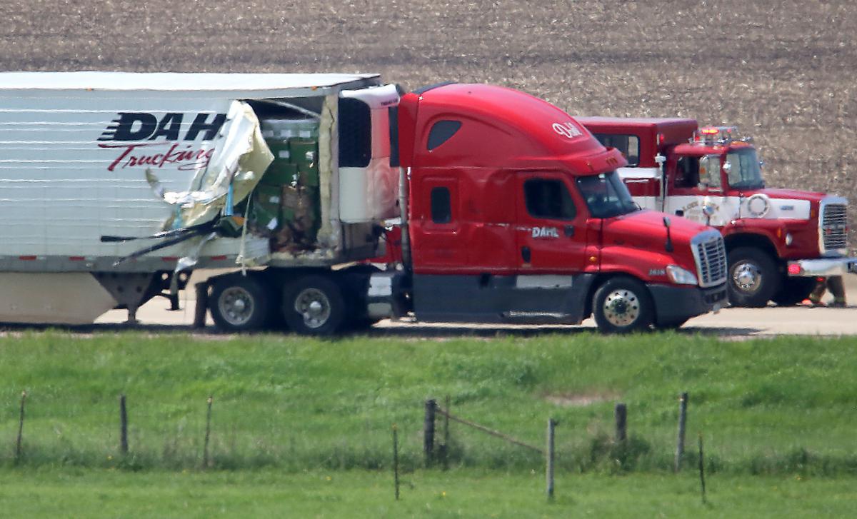 At least 20 injured in semi truckschool bus crash on I39/90/94 near