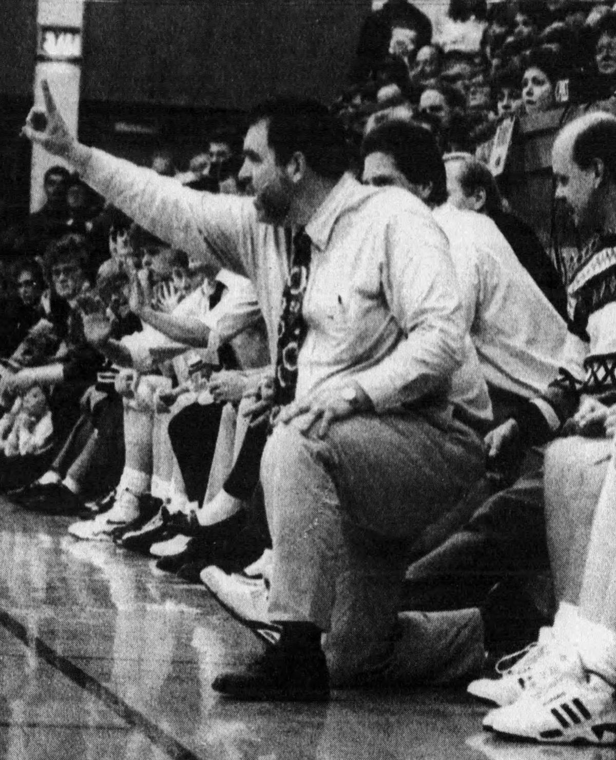 Girls Hoops Peers Former Player Reflect On Life Of Randolph Hof
