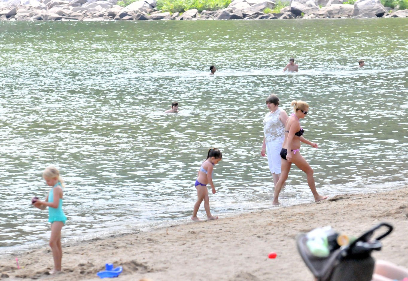 what lakes have swimmers itch in minnesota