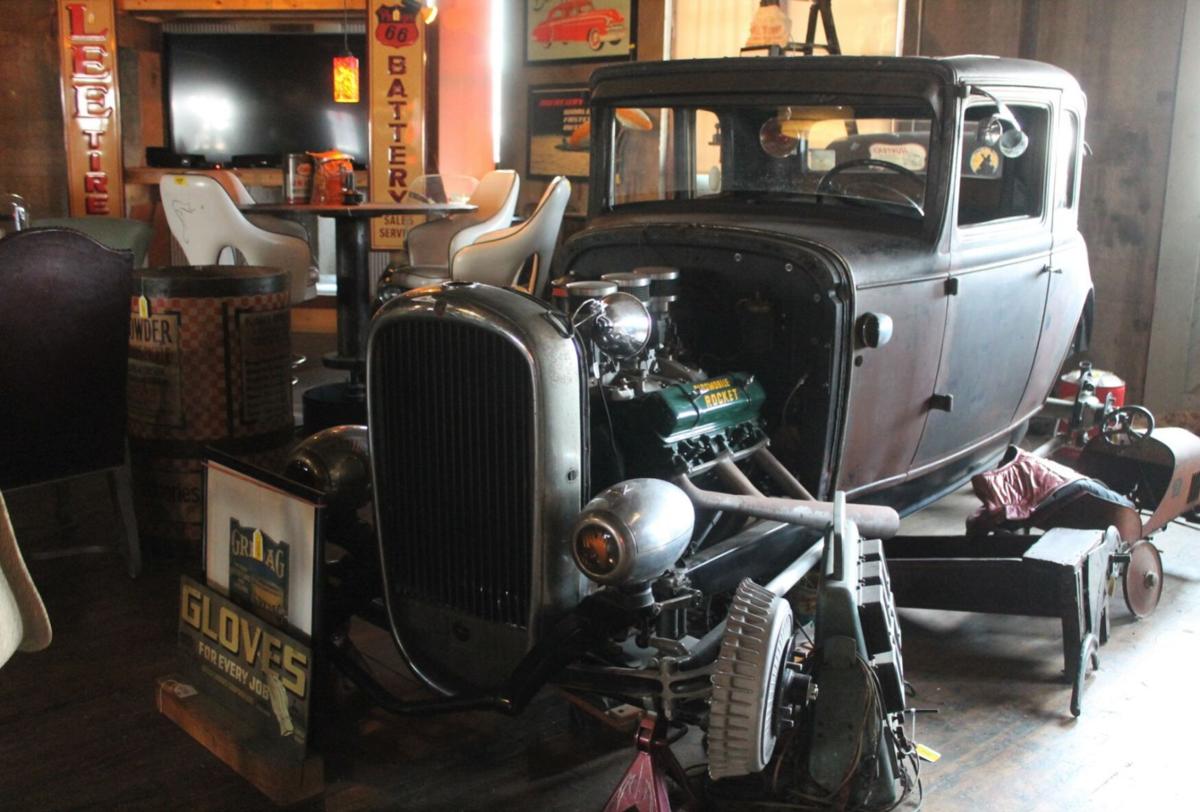 Columbus Collector Gives Up Business Diverse Antiques To Be Auctioned Off Regional News Wiscnews Com