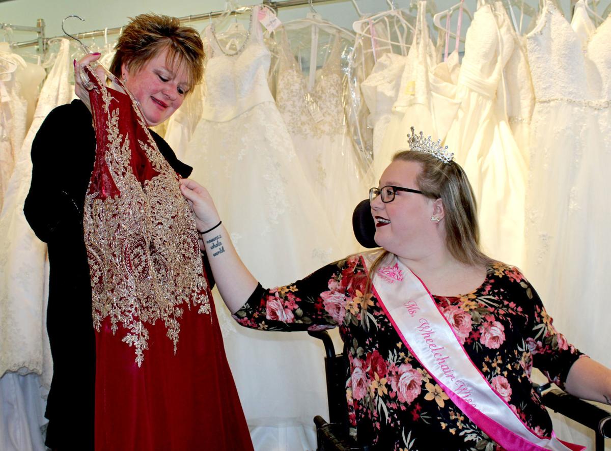 Beaver Dam woman named Ms Wheelchair Wisconsin | Regional news