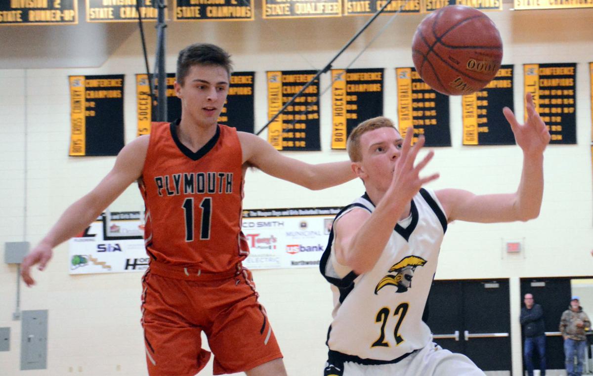 Boys Hoops Plymouth S Booth Drops 22 Points To Defeat Waupun 62