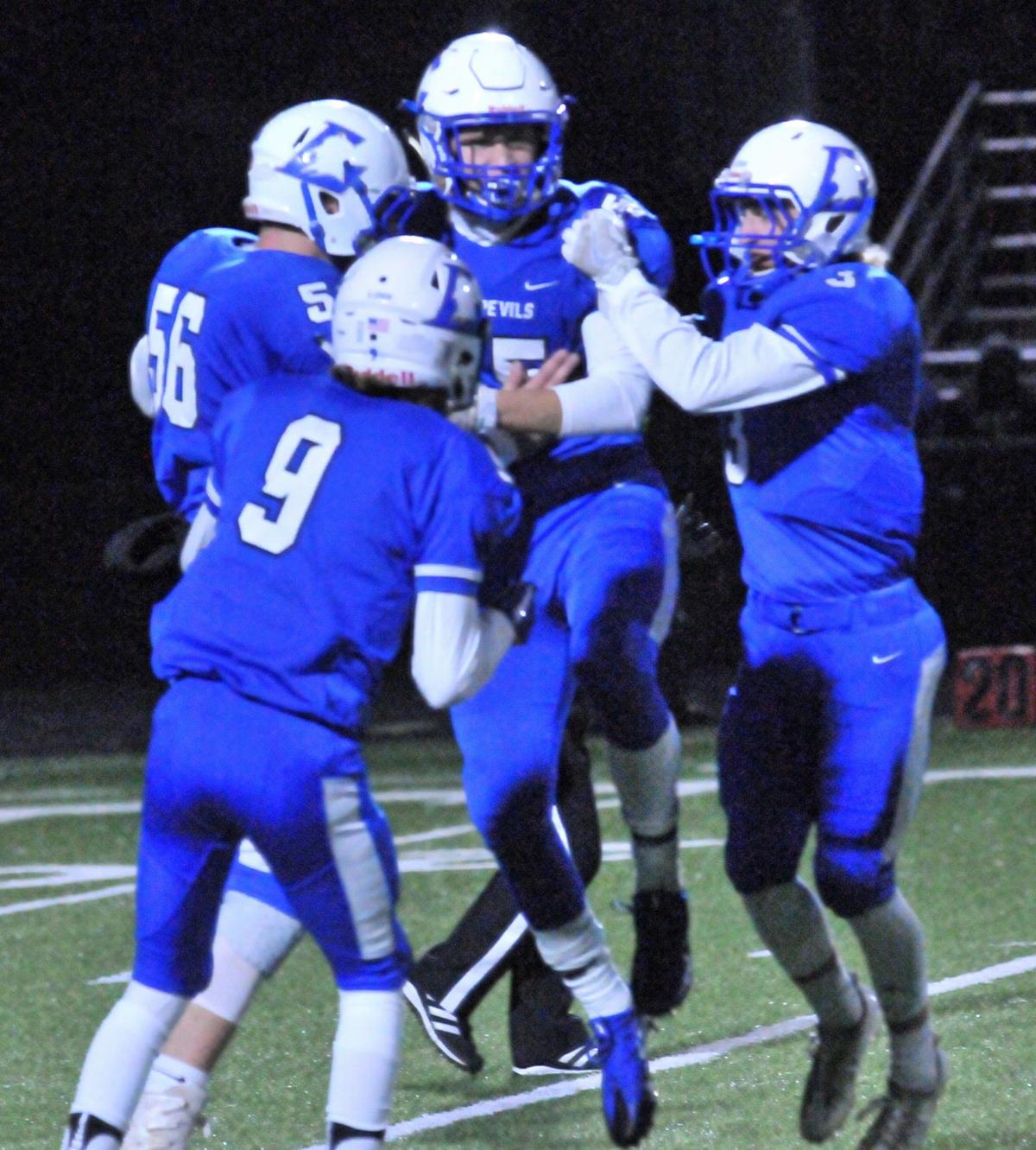 Prep Football Seniors Help Lead Lodi Back To State With 17 0 Win