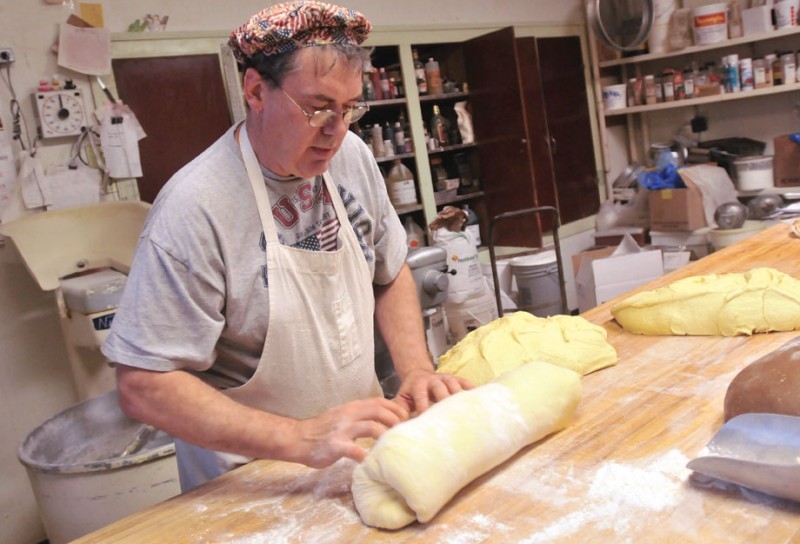 BAKING FAMILY TRADITIONS For a Lodi bakery, family recipes from the