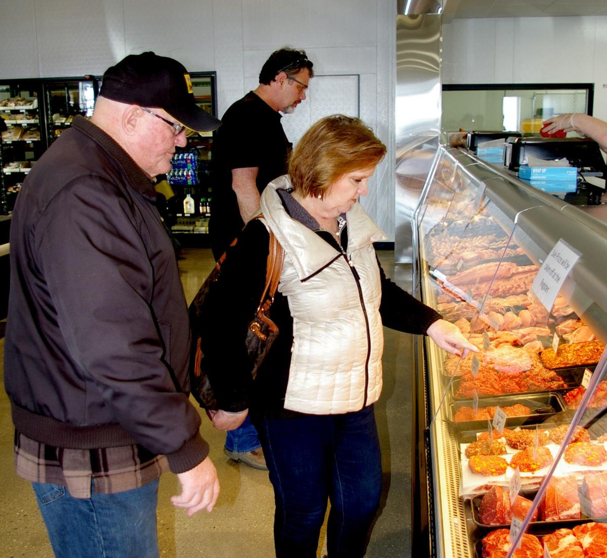 LeRoy Meats opens doors in Fox Lake Regional news