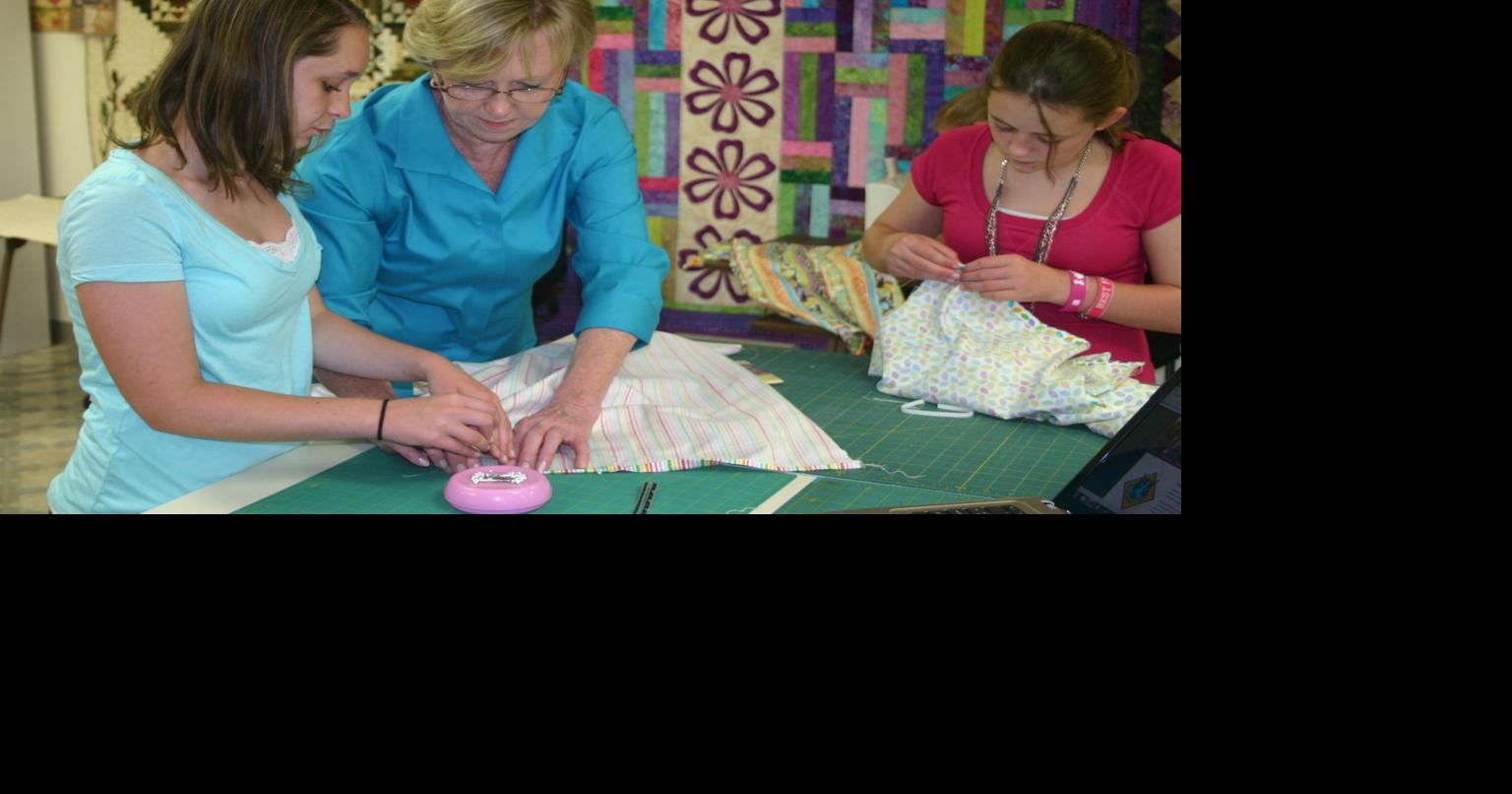 Threads of hope Project teaches sewing to girls, helps the needy