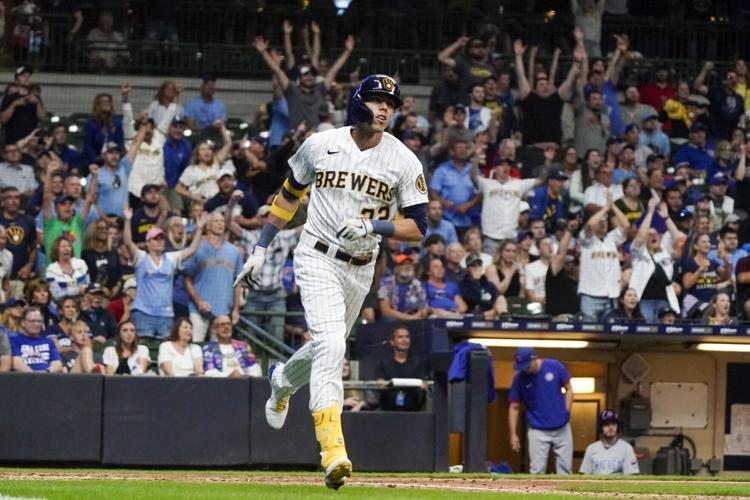 Milwaukee Brewers outfielder Christian Yelich hits for cycle, again