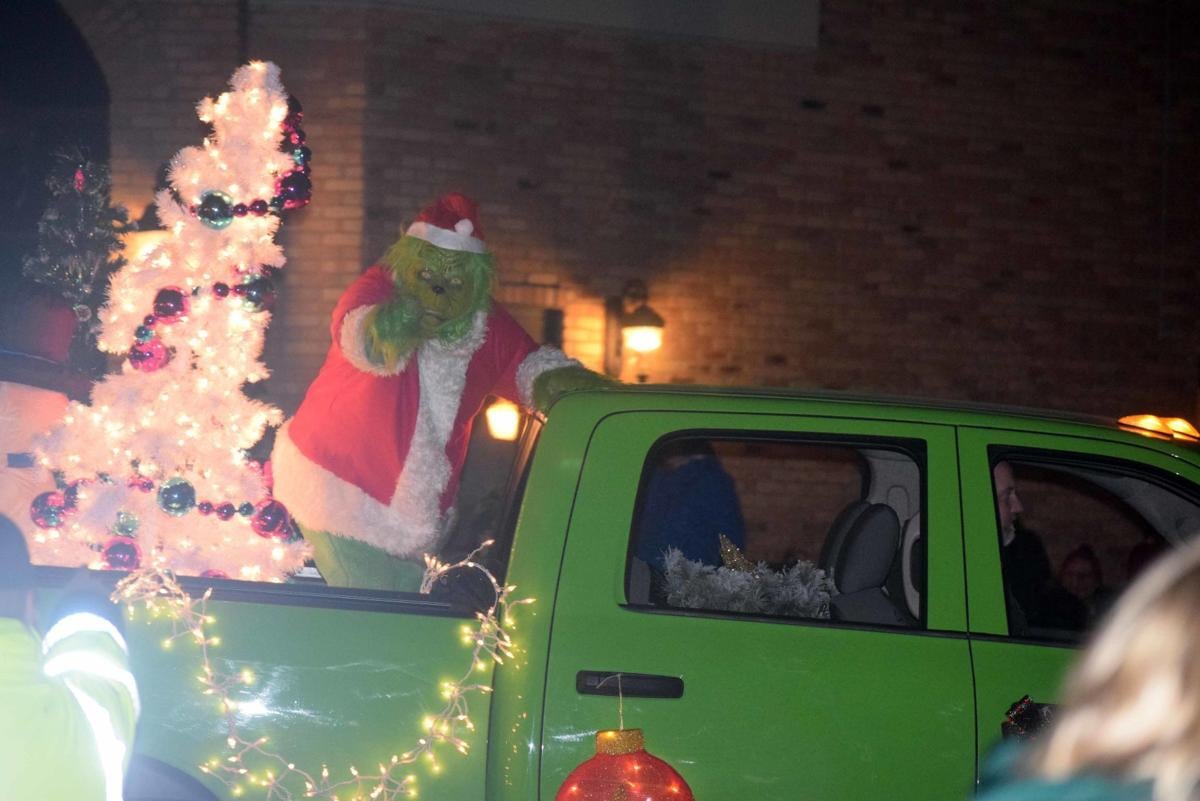 2021 Downtown Christmas Walk: Vendor Registration Kouvwthmot1nim