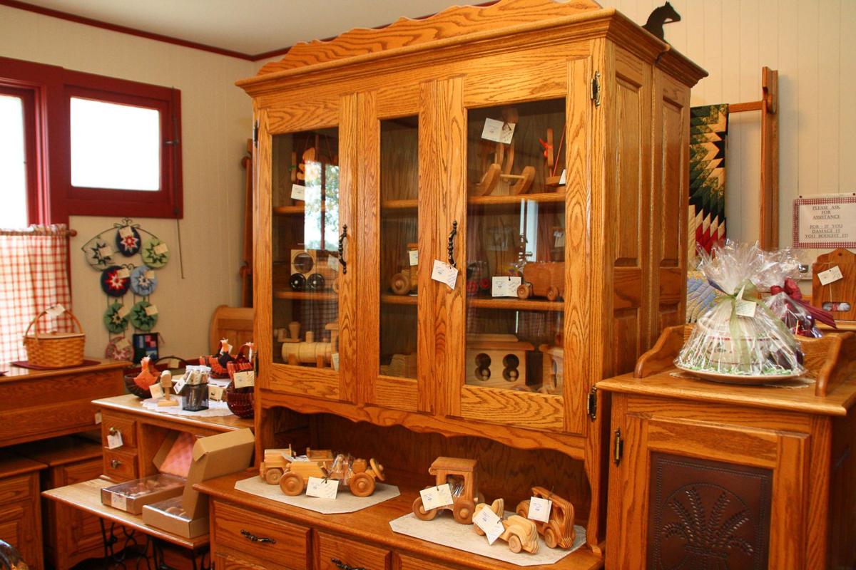 Amish Craftsmanship Comes To Mauston Area Business Wiscnews Com