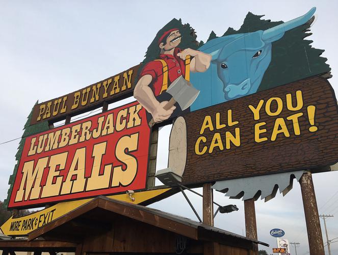 Paul Bunyan's restaurant in Wisconsin Dells not serving lunch and