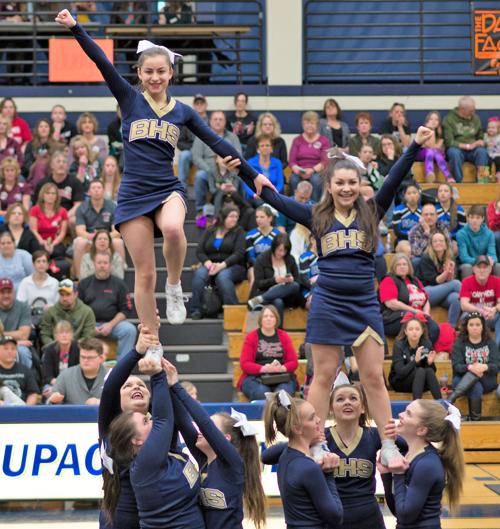 Prep Cheerleading Thunderbirds Take Third At Regional Competition Area Sports Wiscnews Com