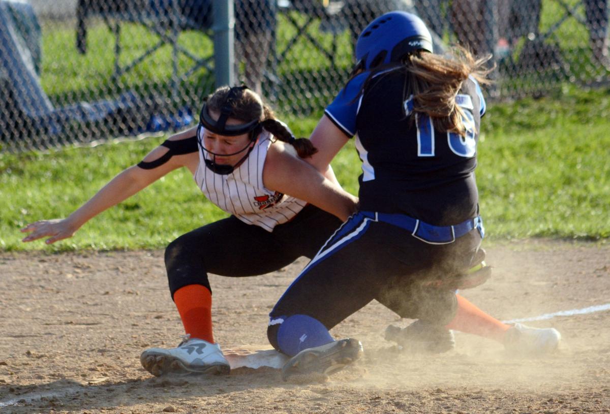 SOFTBALL Horicon uses 5run sixth inning to beat Johnson Creek 92
