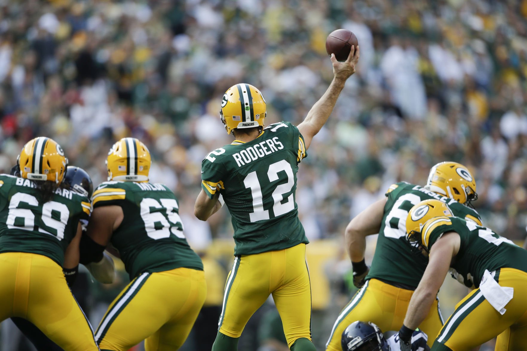 Packers-Falcons at a glance