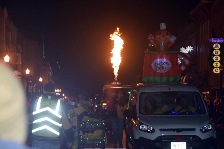 2021 Downtown Baraboo Christmas Lights Parade