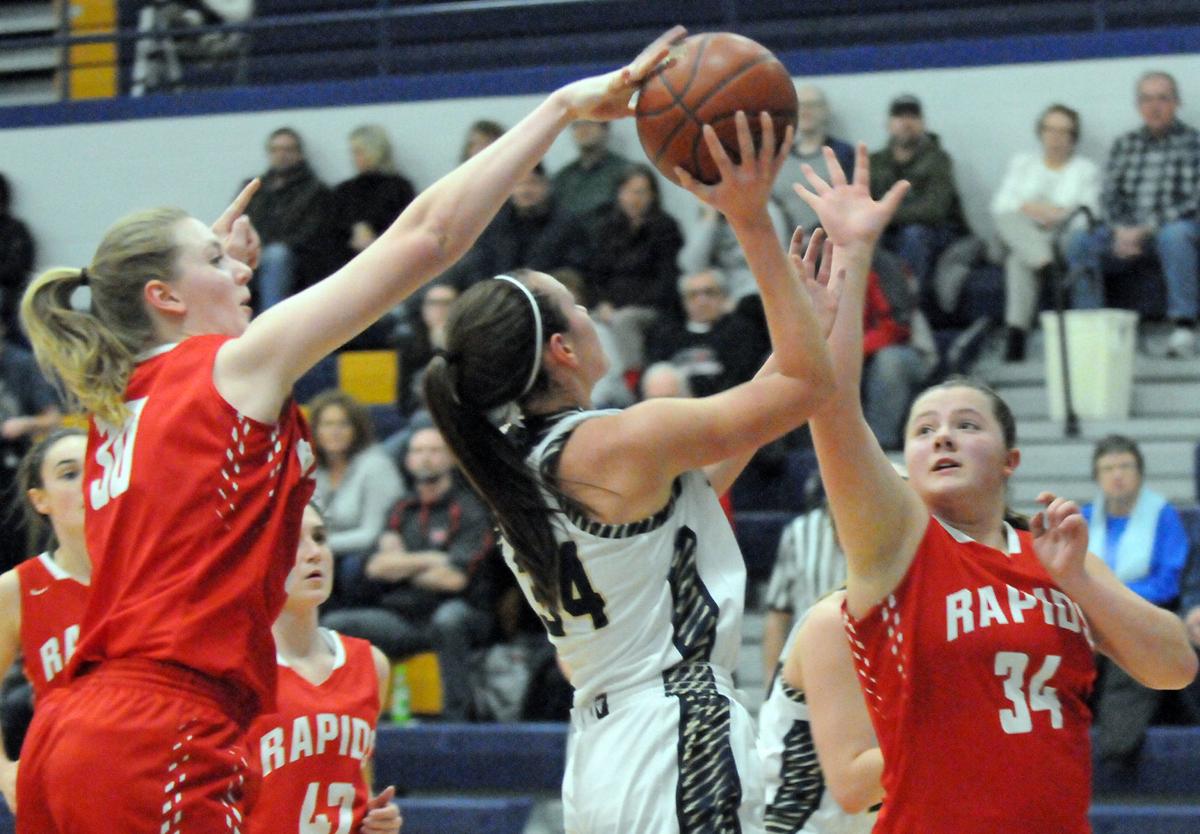 Prep Girls Basketball Baraboo S Lexi Johnson Scores Game High 16
