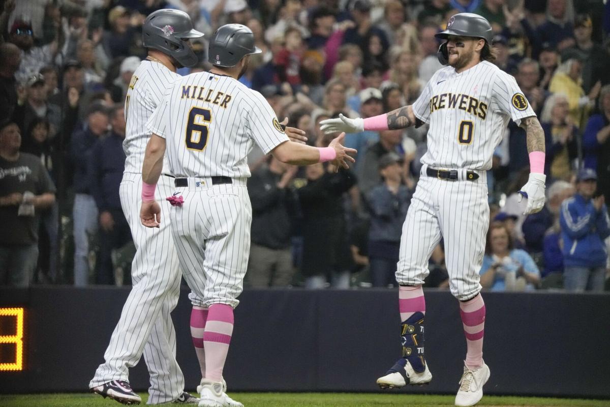 Brewers blow 5-0 lead in loss to Padres Wisconsin News - Bally Sports