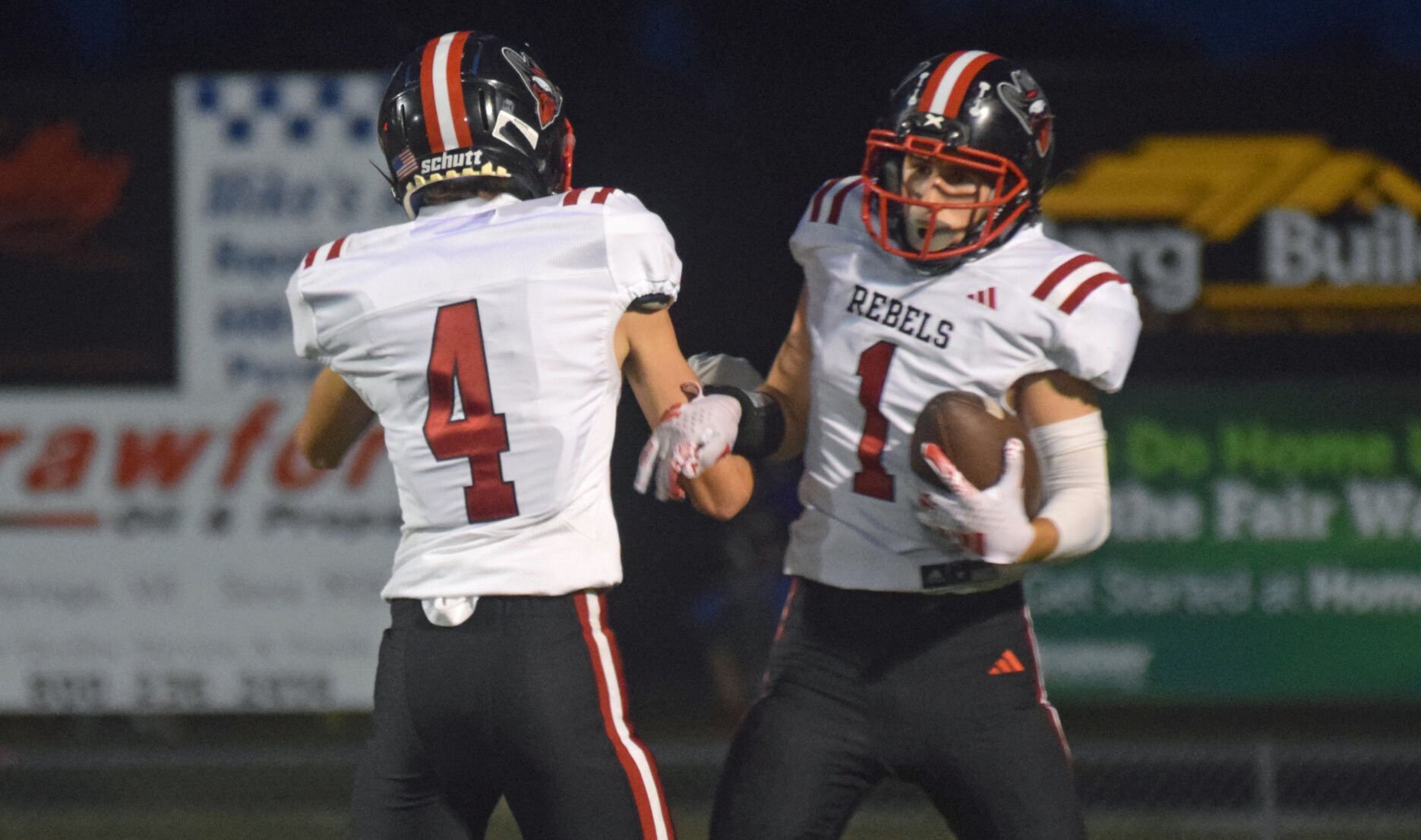 High School Football Stars In WiscNews Area For Week 6