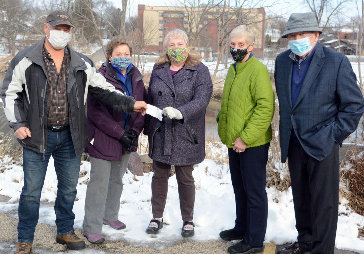 Van Wie Donations To Benefit Baraboo Area Residents Impacted By Pandemic Regional News Wiscnews Com