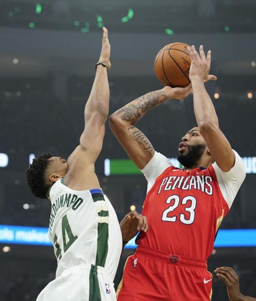 Report Pelicans Anthony Davis Would Sign Long Term With Bucks If