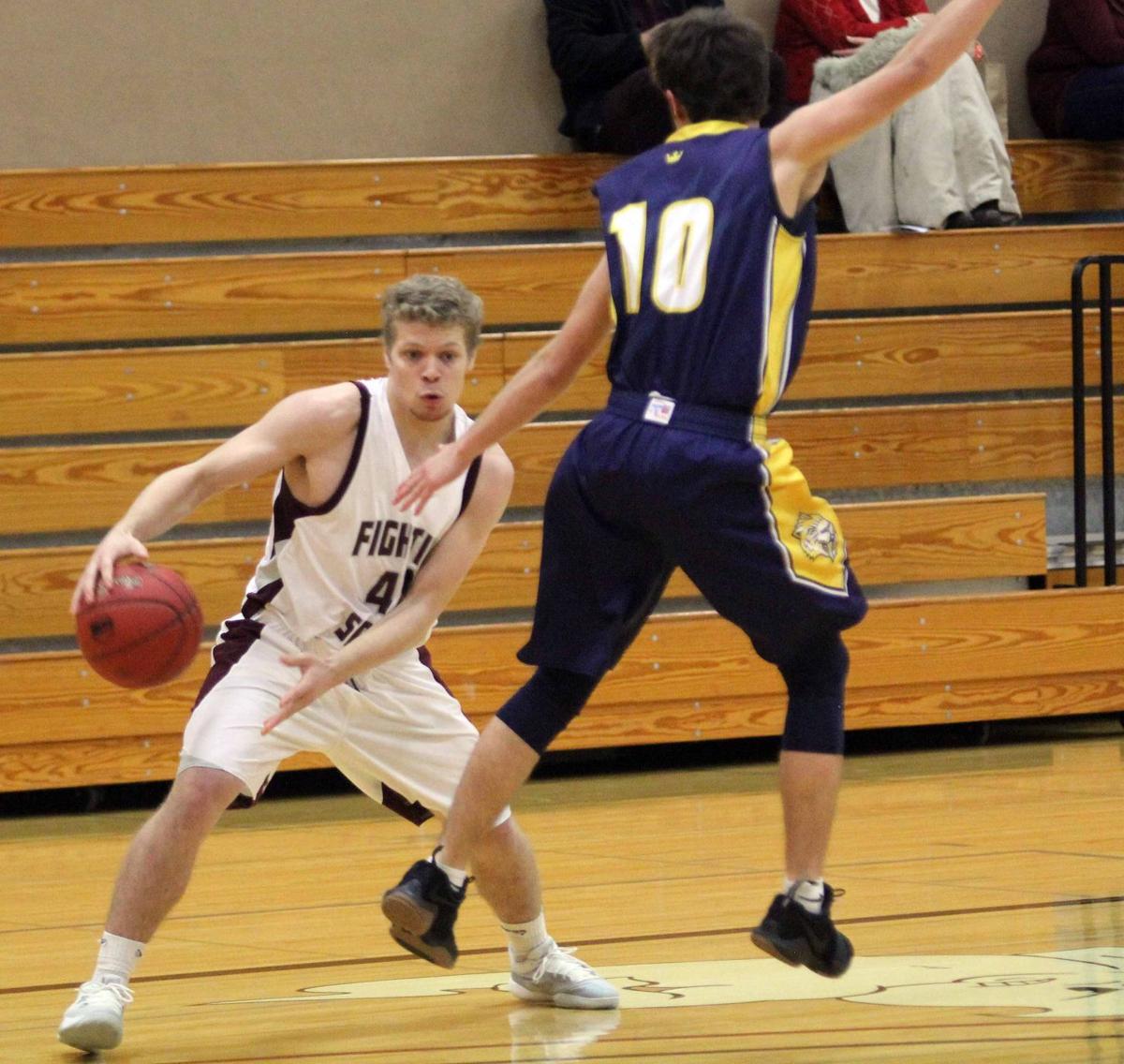 College Men S Basketball Uw Baraboo Sauk County Offense Breaks
