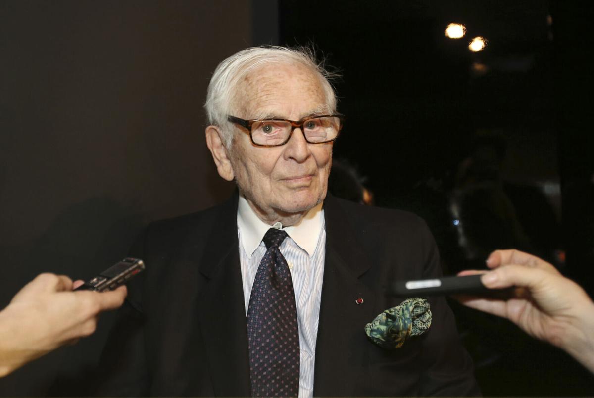 French Designer Pierre Cardin Dies At 98 See Photos Of His Pioneering Career Fashion And Style Wiscnews Com The story is the famous persian tale of layla and majnun. wiscnews
