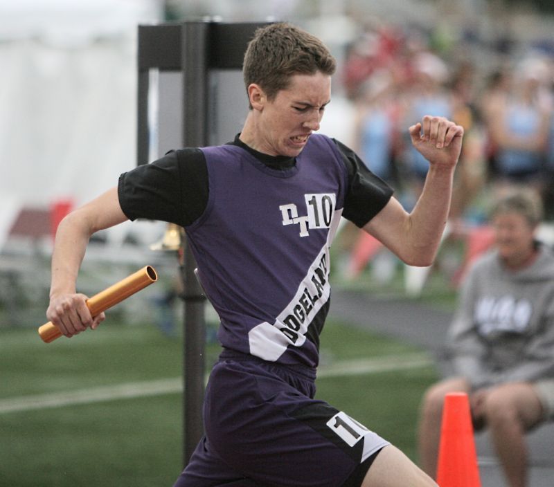Dodgeland boys 1,600 relay