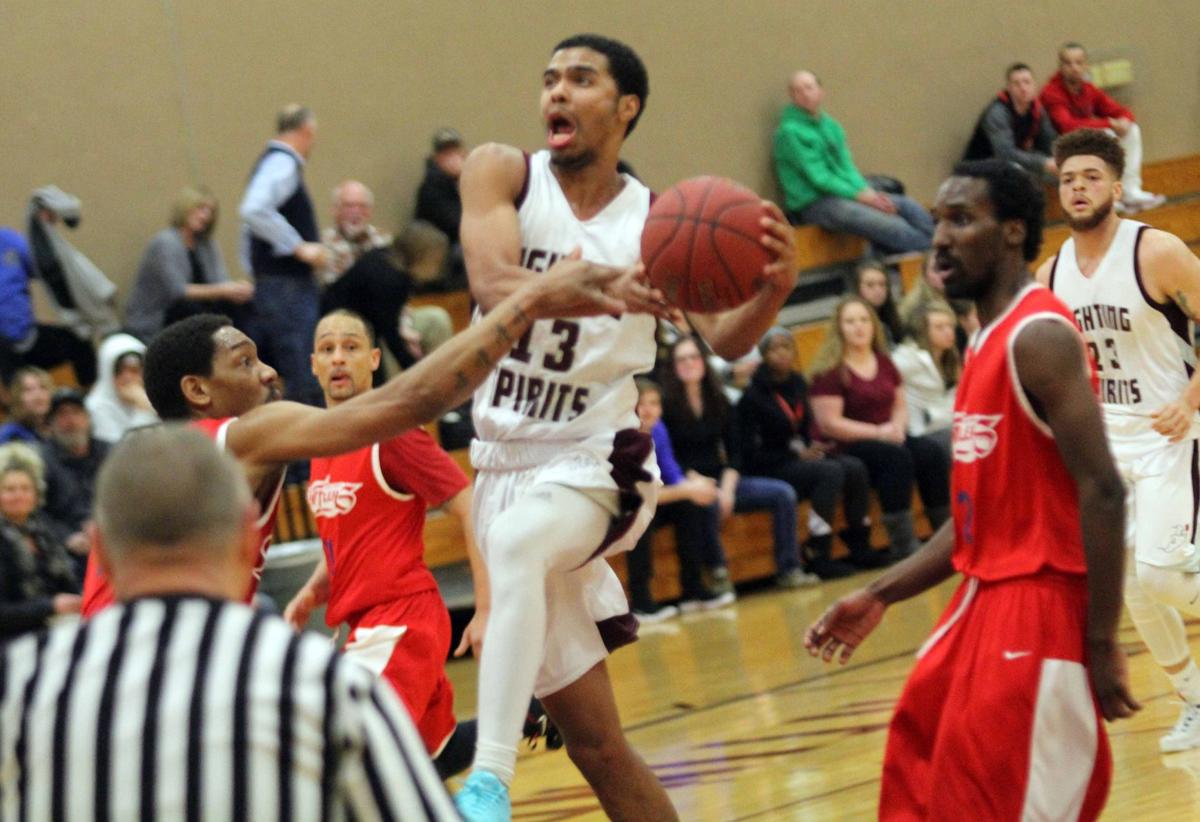 College Men S Basketball Uw Baraboo Sauk County Improves To 4 0