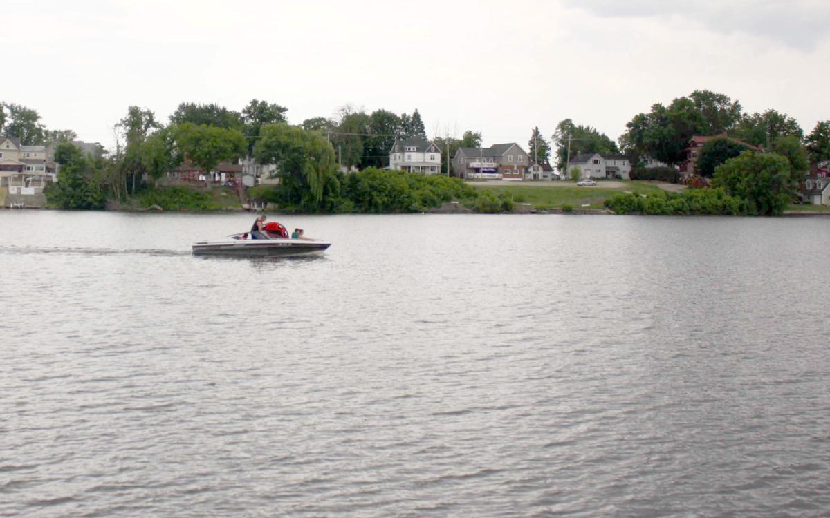 Beaver Dam Lake Improvement Associaton continues gathering signatures