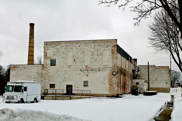 Building to be razed