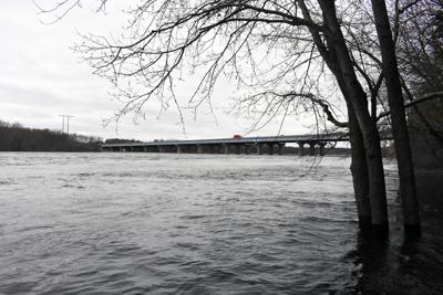 Interstate bridge across Wisconsin River wide shot (copy)