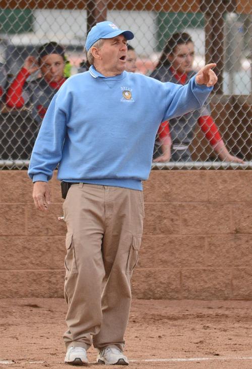 PREP SOFTBALL Wisconsin Dells coach Dale Gray earns hall of fame honor