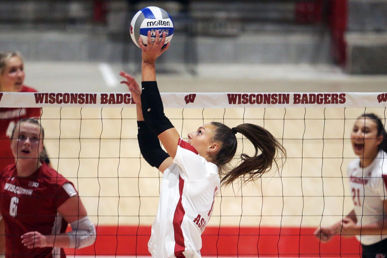 Why Wisconsin volleyball's setters perfect Kelly Sheffield's lineup Why Wisconsin volleyball's setters perfect Kelly Sheffield's lineup