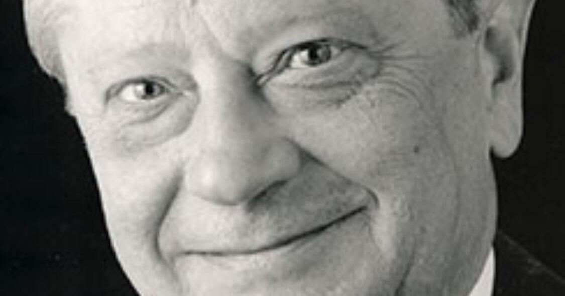 Reedsburg attorney honored posthumously for service