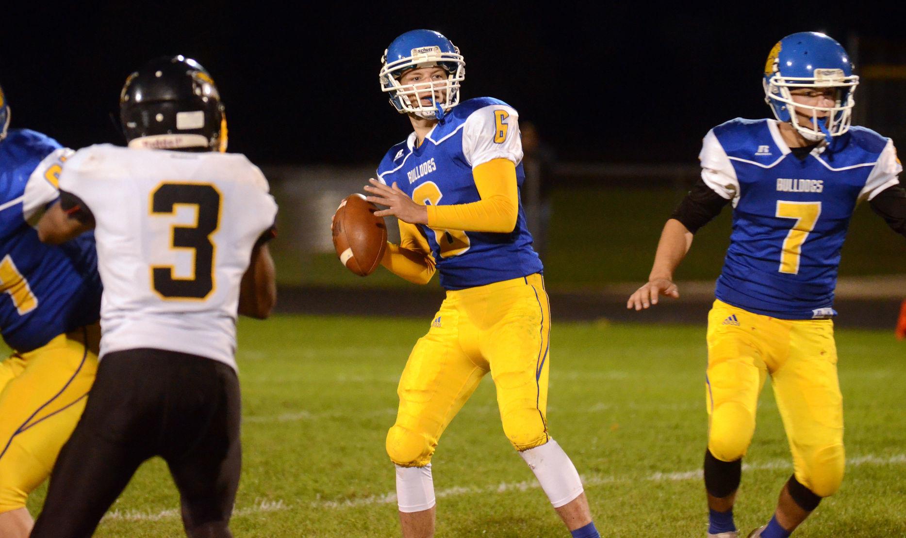 PREP FOOTBALL Pardeeville holds on to beat MPGL, 86 Football