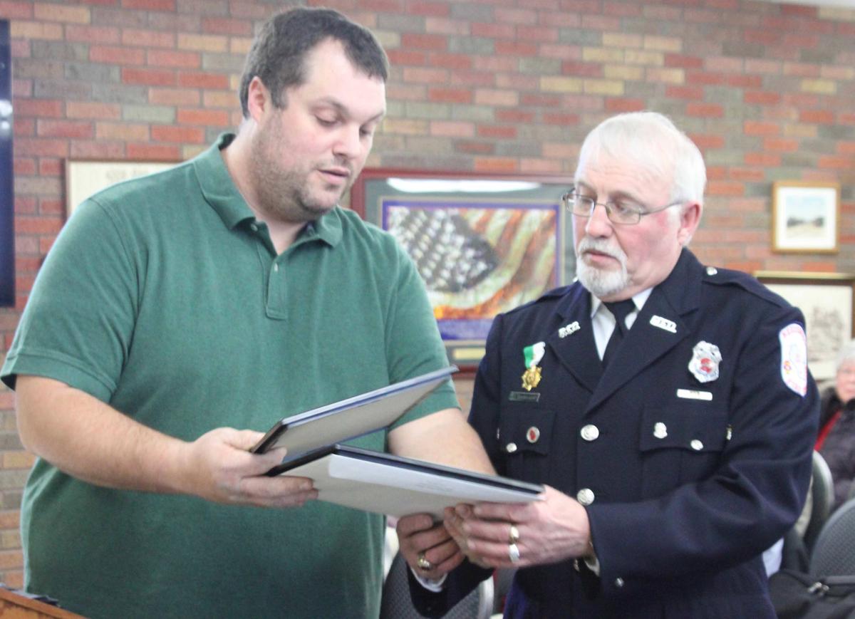 Reedsburg firefighters recognized for service Regional news