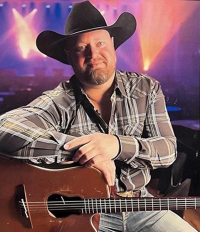 Drew Baloh, presents Garth Live, a tribute to the music of Garth Brooks.