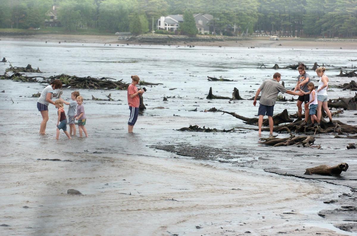GALLERY Lake Delton drains into Wisconsin River during 2008 flood