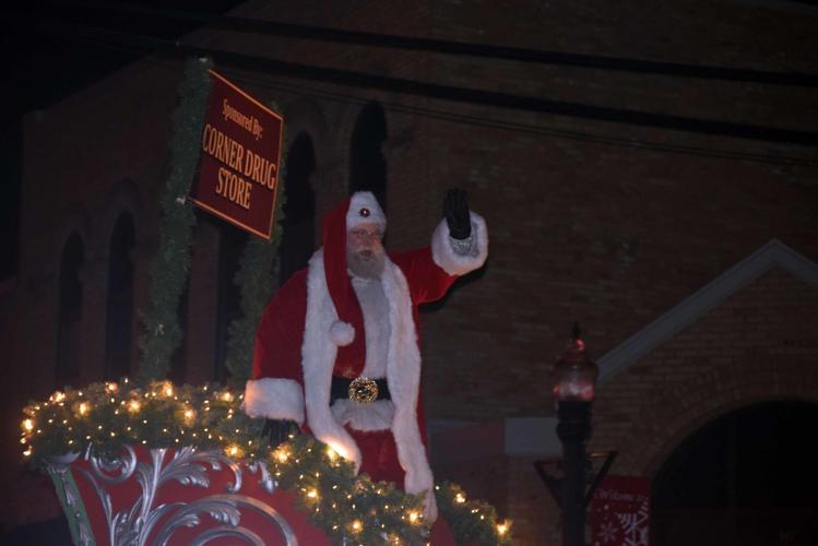 2021 Downtown Baraboo Christmas Lights Parade
