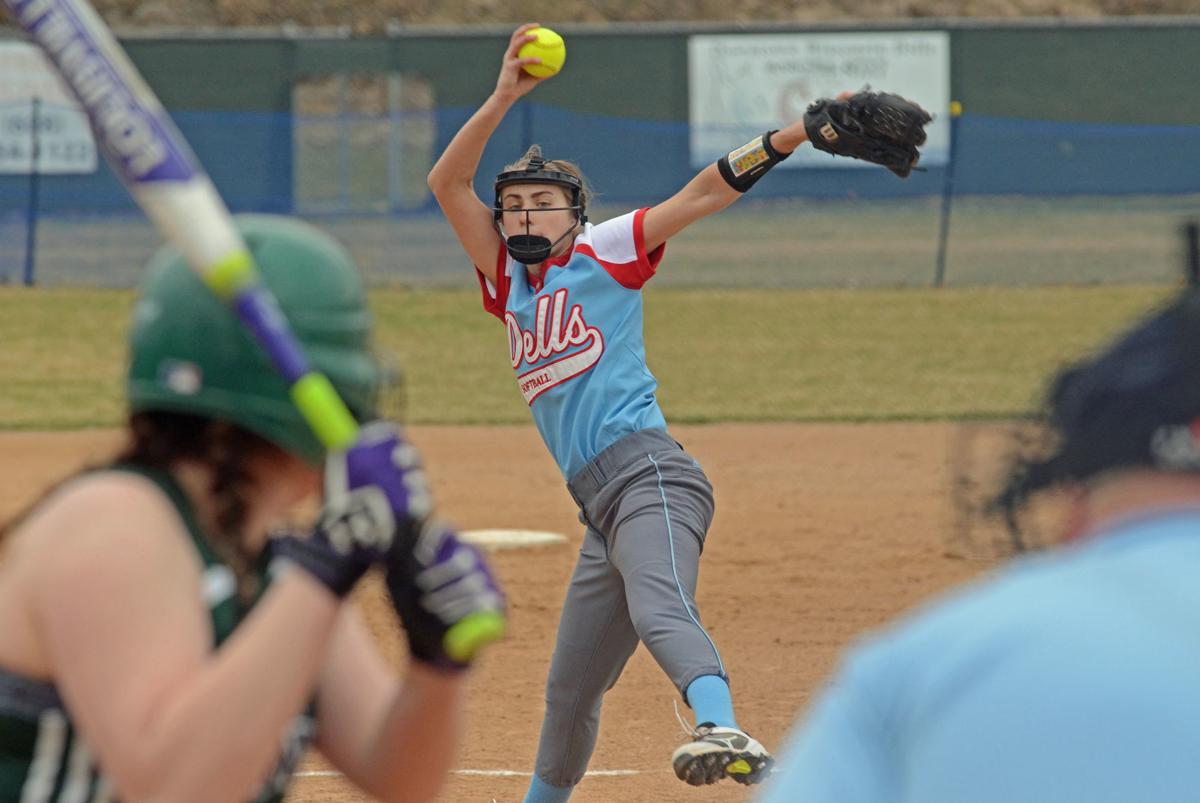 PREP SOFTBALL Young Wisconsin Dells swinging for top spot in 2019
