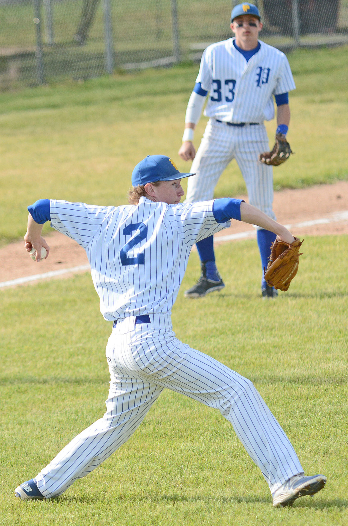 PREP BASEBALL Waterloo strikes early, stymies Pardeeville in 71, D3