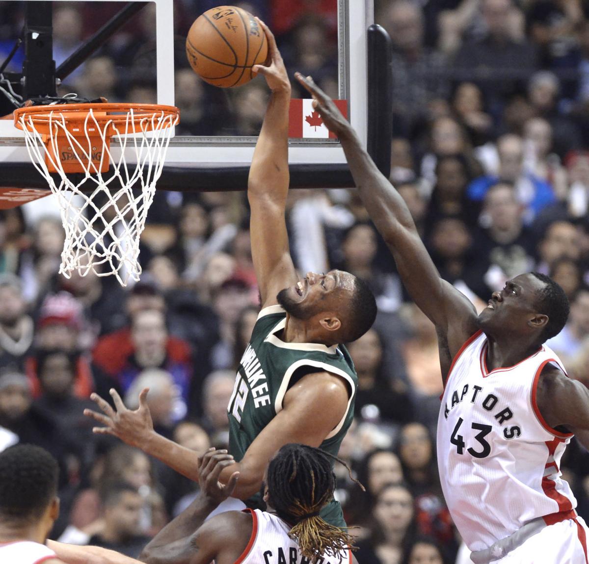 Bucks Raptors Prey On Reeling Bucks Send Them To 7th Loss In