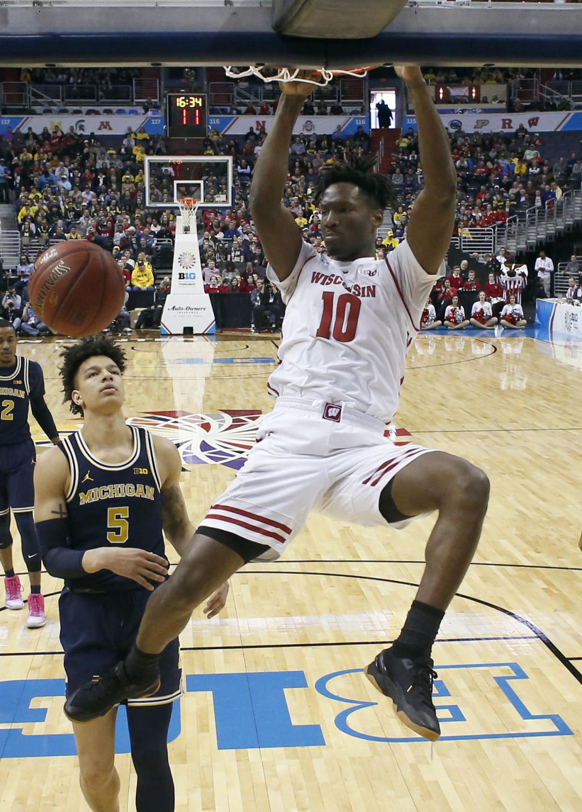 Uw Men S Hoops One Last Ncaa Hurrah For Wisconsin S Hayes And
