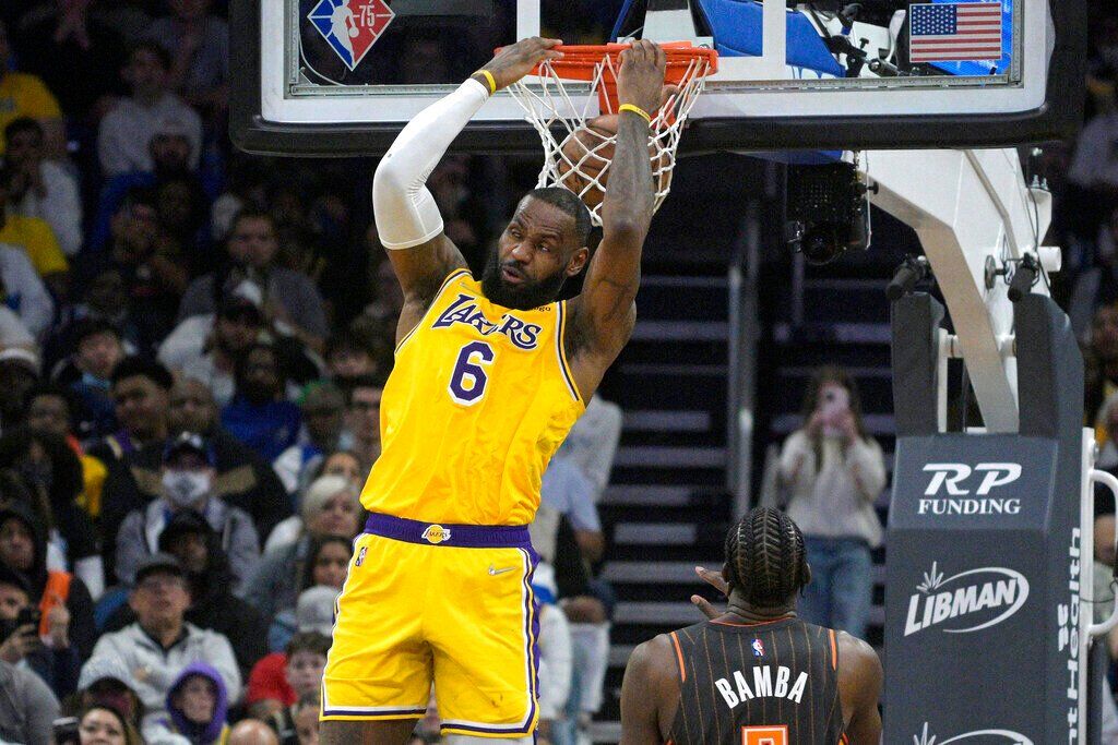 LeBron James Irish HS Cavs Heat LA Lakers Evolution Dunk Photo